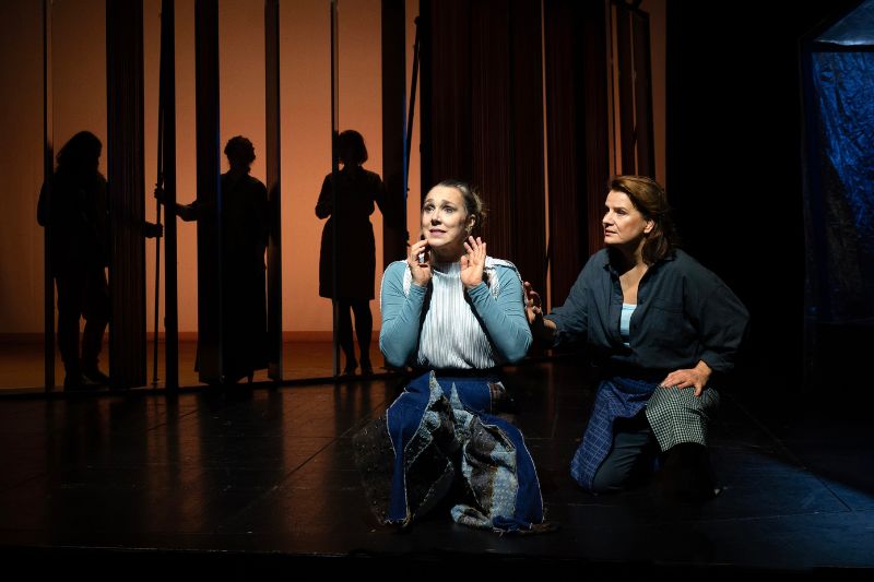 bremer shakespeare company: SEITENWECHSEL im CASINO FUTUR 24.01.26